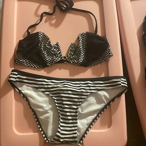 revolve pursuit swimwear